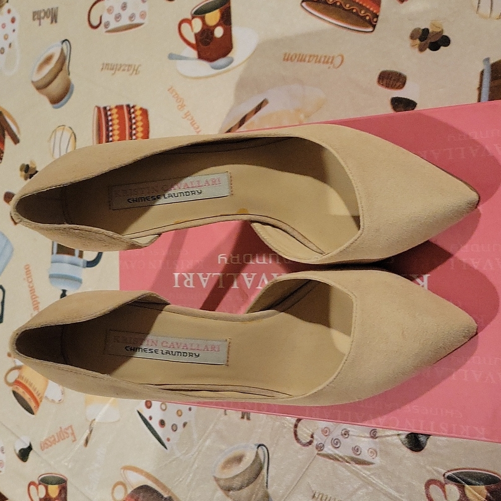 🆕️Chinese Laundry Nude Heels